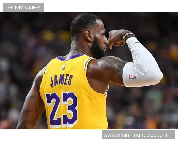 湖人队备战明年休赛期今年小修小补不做大交易引发球迷热议